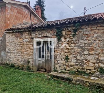 ISTRA, LABIN - Kuća za adaptaciju s konobom i garažom - cover