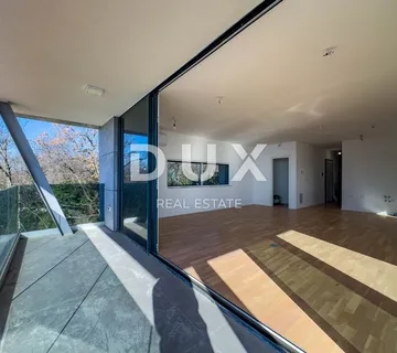 KOSTRENA - moderna novogradnja u prvom redu do mora - cover