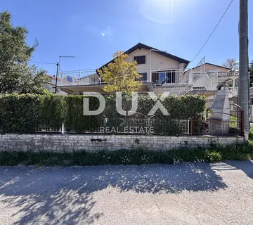 ZADAR, DONJI KARIN - Kuća s tri stana 150 m od mora - cover