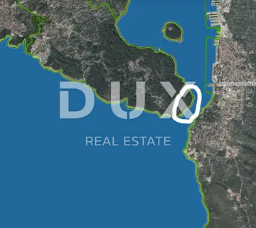 OTOK KRK, GRAD KRK (okolica) - EXKLUZIVNO SAMO U PONUDI DUX NEKRETNINA, JEDINSTVENA LOKACIJA, MASLINIK, 1400 m2, sa pomoćnim objektom, samo 150 metara od mora, rijetkost u ponudi, sniženo!!! - cover