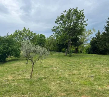 ISTRA, LABIN - Građevinska parcela u predgrađu - cover