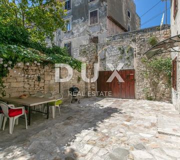 ISTRA, PULA - Stambeno poslovna zona s postojećim objektima! RIJETKOST NA TRŽIŠTU! - cover