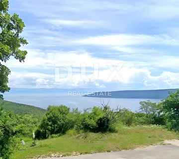 OPATIJA, BRSEČ - Urbanizirano zemljište s pogledom na slikovit obzor Kvarnerskog zaljeva - cover