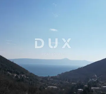 OPATIJA, MOŠĆENIČKA DRAGA - građevinsko zemljište 2500m2 s pogledom na more za obiteljsku kuću/ villu/ apartmane/ kuću za iznajmljivanje - odmor s bazenom - cover