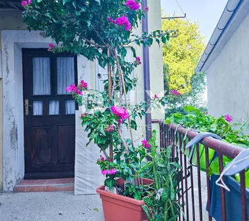 OTOK KRK, VRBNIK - Kamena kuća u staroj jezgri. PRILIKA! - cover