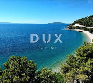 GRADAC, PODACA - zemljište 1.red do mora  - cover
