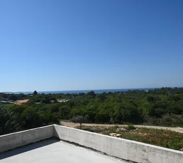 ISTRA, PEROJ Jedinstveni stan sa spektakularnim pogledom na more! - cover