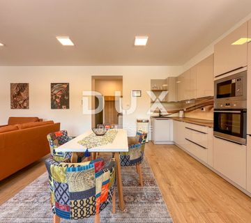 RIJEKA, CENTAR - Moderan apartman, 2. kat, 73m2, 2S+DB, odlična lokacija - cover