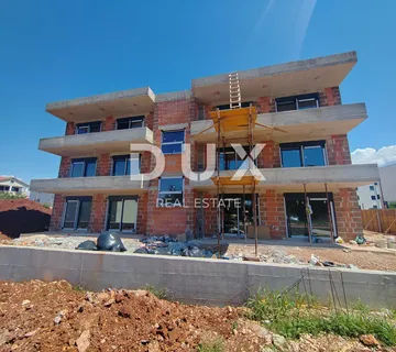 ISTRA, UMAG - Stan na 1. katu novogradnje s pogledom na more - cover