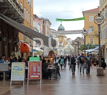 RIJEKA - KORZO, poslovni prostor 10 m2 - cover