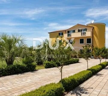 ISTRA ROVINJ Hotel sa pogledom na more - cover