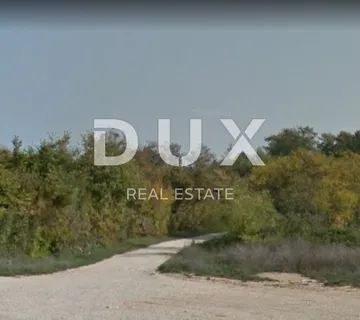 UMAG - građevinski teren 7125m2 za hotel / boutique hotel / motel / apartmane / ville - kuće za iznajmljivanje sa bazenom  - cover