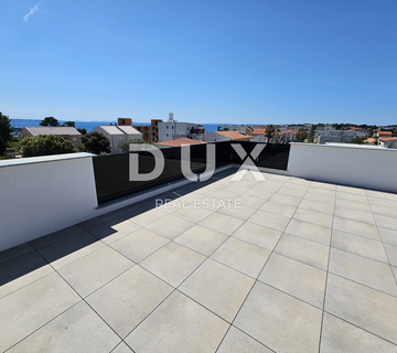 ZADAR, VIR - Novogradnja! Moderan penthouse samo 130 metara od plaže s fantastičnim pogledom na more! 1-S4 - cover