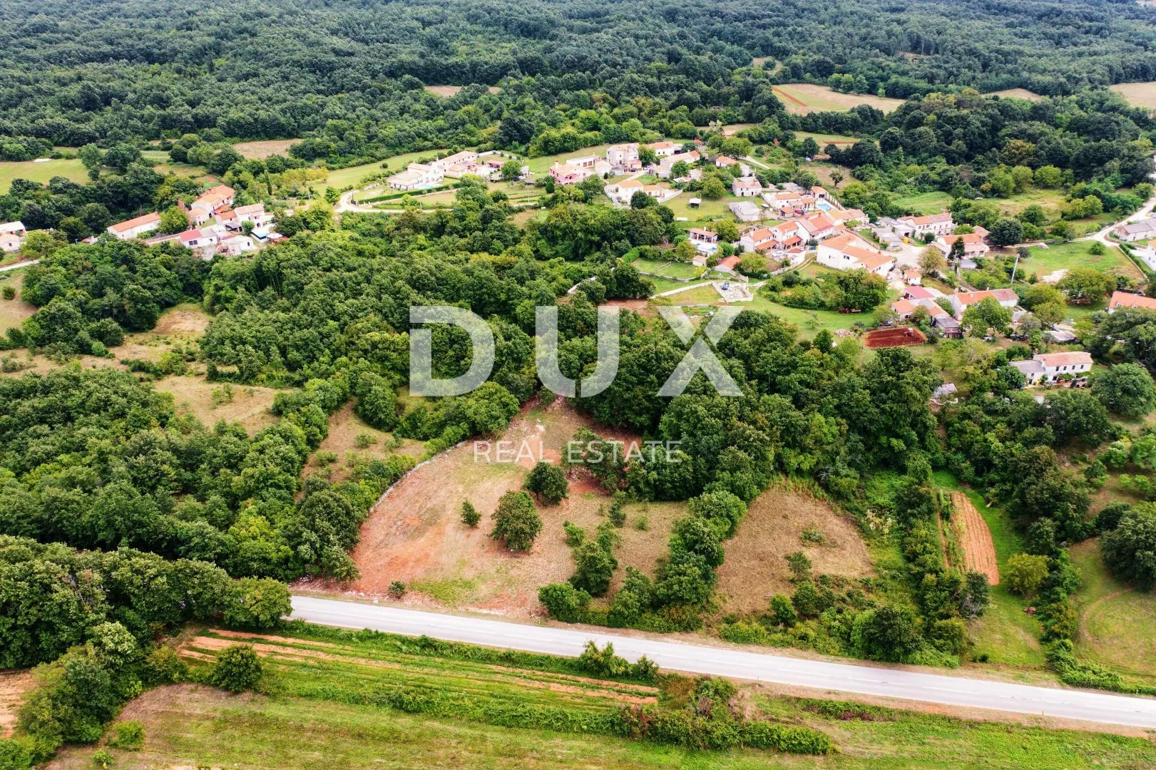 ISTRA, BARBAN Građevinska zemljišta na odličnoj lokaciji! - cover
