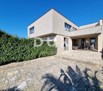 ISTRA, POREČ - Luksuzna moderna vila na odličnoj lokaciji - cover