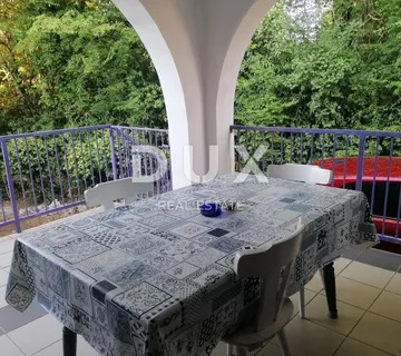 OTOK KRK, DOBRINJ, HLAPA - kuća s dva stana - cover