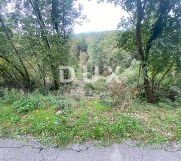 RIJEKA, VIŠKOVO, SARŠONI - građevinsko zemljište 1.373 m2 za stambenu zgradu - stanove / apartmane / obiteljsku kuću / villu! PRILIKA! - cover