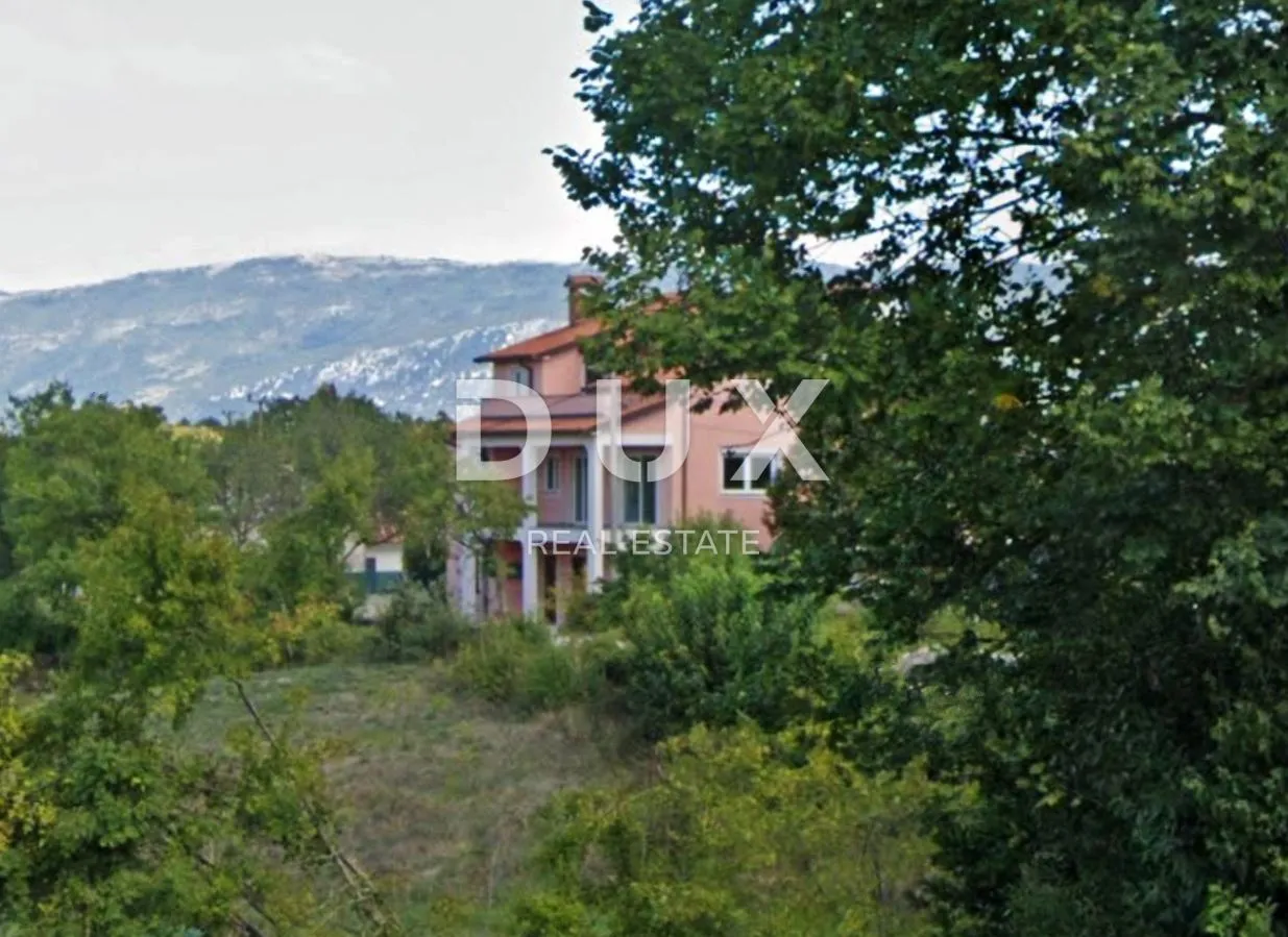 ISTRA, LABIN - Prostrana kuća na pogodnoj lokaciji - cover