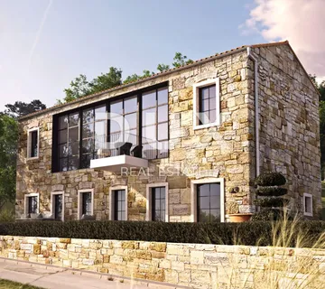 ISTRA, CEROVLJE - Kamena starina sa započetom adaptacijom - cover