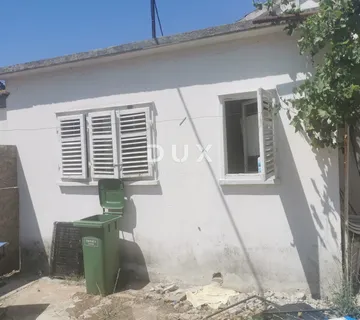 ZADAR, RELJA - Građevinsko zemljište 530 m2 na neponovljivoj lokaciji! - cover