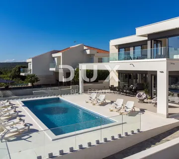 OTOK PAG, NOVALJA - Luksuzna vila s bazenom na prestižnoj lokaciji - cover