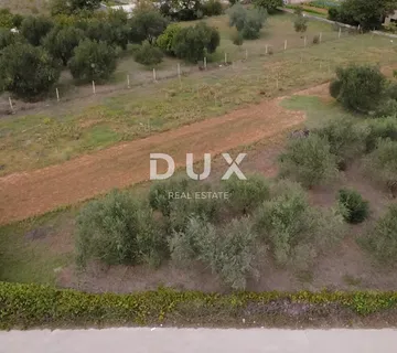 ZADAR, POLIČNIK – Građevinsko zemljište 2.166 m², Odlična lokacija - cover