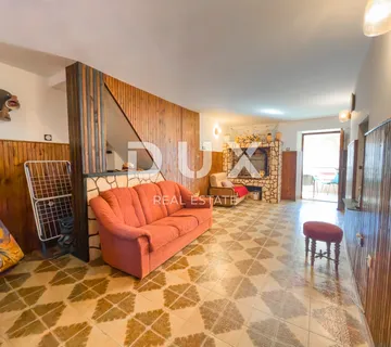 OTOK KRK, DRAGA BAŠĆANSKA - Dvije kuće u nizu s velikom okućnicom - cover