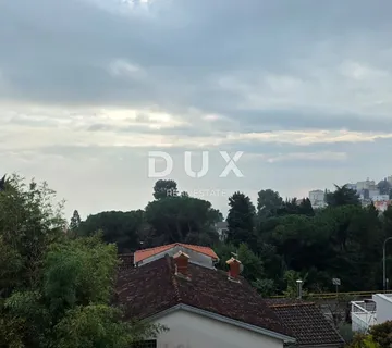 OPATIJA, CENTAR - HITNO! Stan za renovaciju, 3S+DB 117m2 - cover