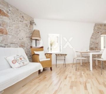 ISTRA, ROVINJ - novouređena kuća u središtu starog grada na najboljoj lokaciji - cover