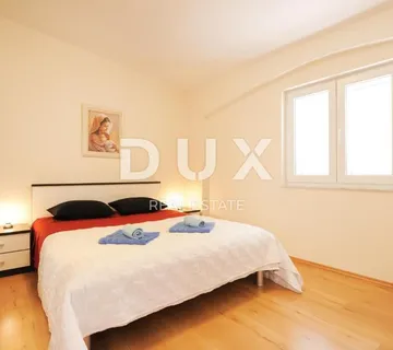 BIBINJE, ZADAR - TOP LOKACIJA! Uhodani restoran s apartmanima 1. red do mora - cover