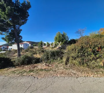 ŠIBENIK, SOVLJE - Građevinsko zemljište 903 m², 450m od mora - cover