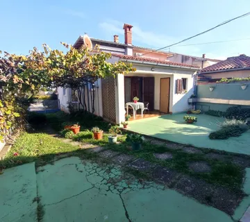 ISTRA, PULA - Obiteljska kuća + apartman nadomak centra grada - cover