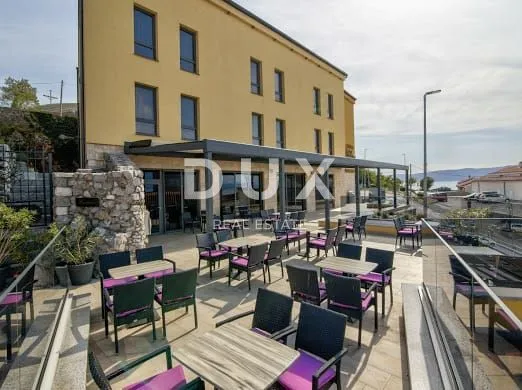 SENJ - Hotel 4* na obali! - cover