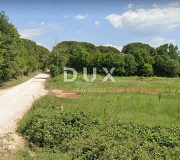POREČ - građevinsko zemljište 1000m2 S GRAĐEVNOM DOZVOLOM!!!, 500m od mora - cover