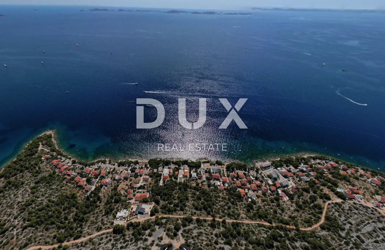 MURTER, BETINA - Poljoprivredno zemljište s pogledom na Kornati - cover