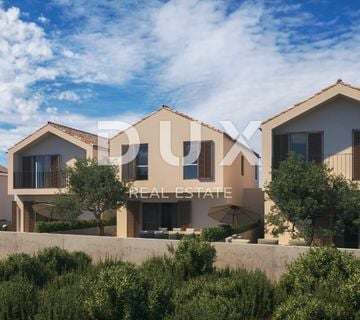 ŠIBENIK, BRODARICA - Predivna triplex kuća s dvorištem na mirnoj lokaciji S3 - cover
