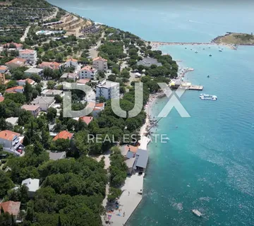 NOVI VINODOLSKI, KLENOVICA - stan prvi red do mora - cover