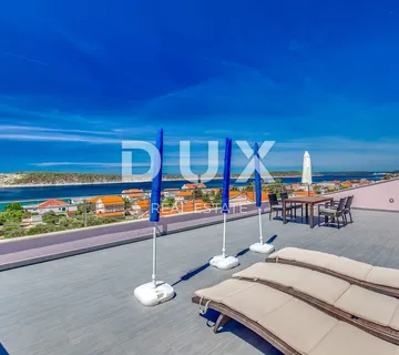 RAB - Luksuzna kuća s 4 apartmana blizu mora - cover