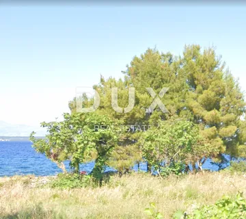 UGLJAN- građevinsko zemljište 2. RED DO MORA!!!- 2500m2 za obiteljsku kuću/  villu/ apartmane/ kuće za iznajmljivanje- odmor s bazenom - cover