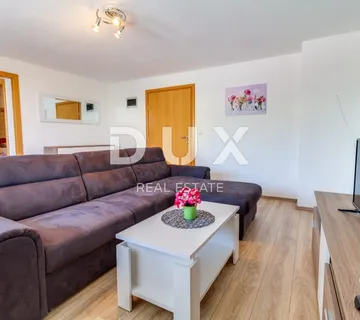 ISTRA, PULA - Apartmanska kuća s bazenom i uređenom okućnicom - cover