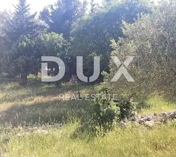 STARIGRAD PAKLENICA - građevinsko zemljište  - cover
