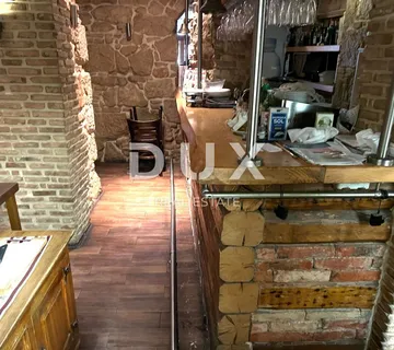 CRIKVENICA, CENTAR - poslovni prostor, restoran od 84,59 m2 na odličnoj lokaciji - cover