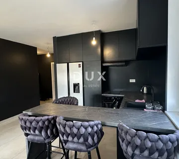 ZADAR, BILI BRIG - Stan (2S+DB) s krovnom terasom! - cover