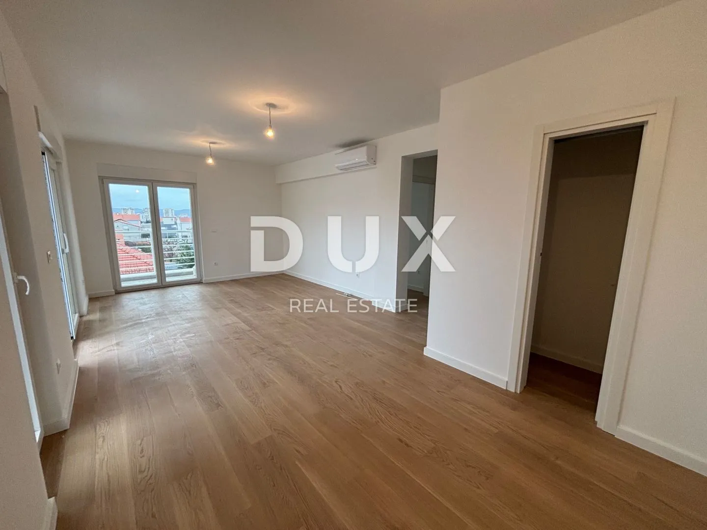ZADAR, PLOVANIJA - Predivan penthouse u novogradnji - cover