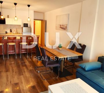 CRIKVENICA - Uređeni apartman s pogledom na more! - cover