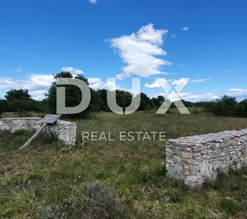 ISTRA, SVETVINČENAT - Poljoprivredno zemljište 8875 m2 - cover