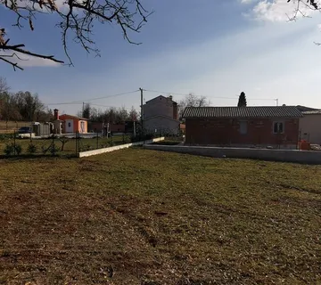 ISTRA, VIŠNJAN - Imanje s dvije kuće i pogledom na more - cover