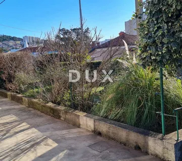 RIJEKA,TRSAT - 3S+DB STAN, 89m2, ZA ADAPTACIJU! - cover