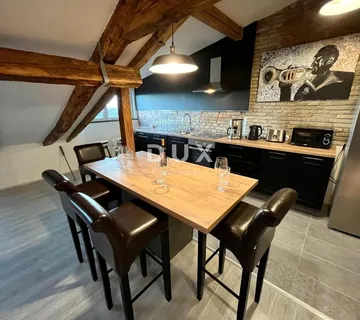 RIJEKA, CENTAR – Prostran i suvremeno uređen stan s pogledom na more na atraktivnoj lokaciji - cover