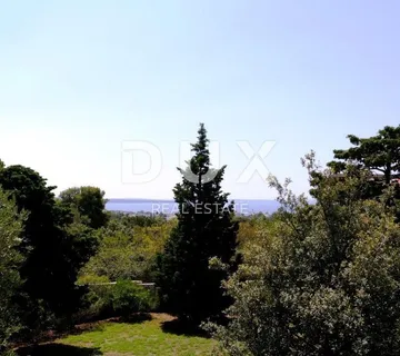 PAG, NOVALJA- građevinsko zemljište 602m2 za obiteljsku kuću /za apartmane - cover